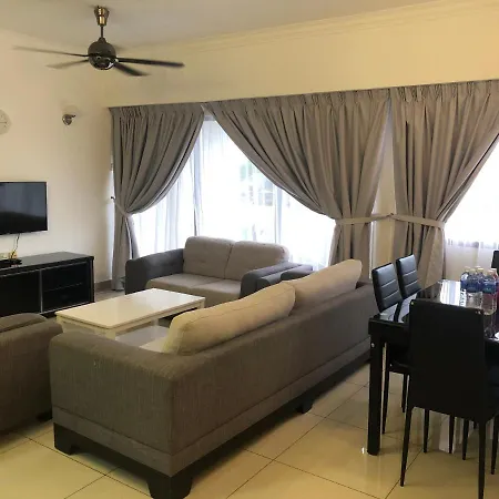Beach Resort 7 Home Stay Sri Sayang Apartment Batu Ferringhi 3Bedroom Exterior photo